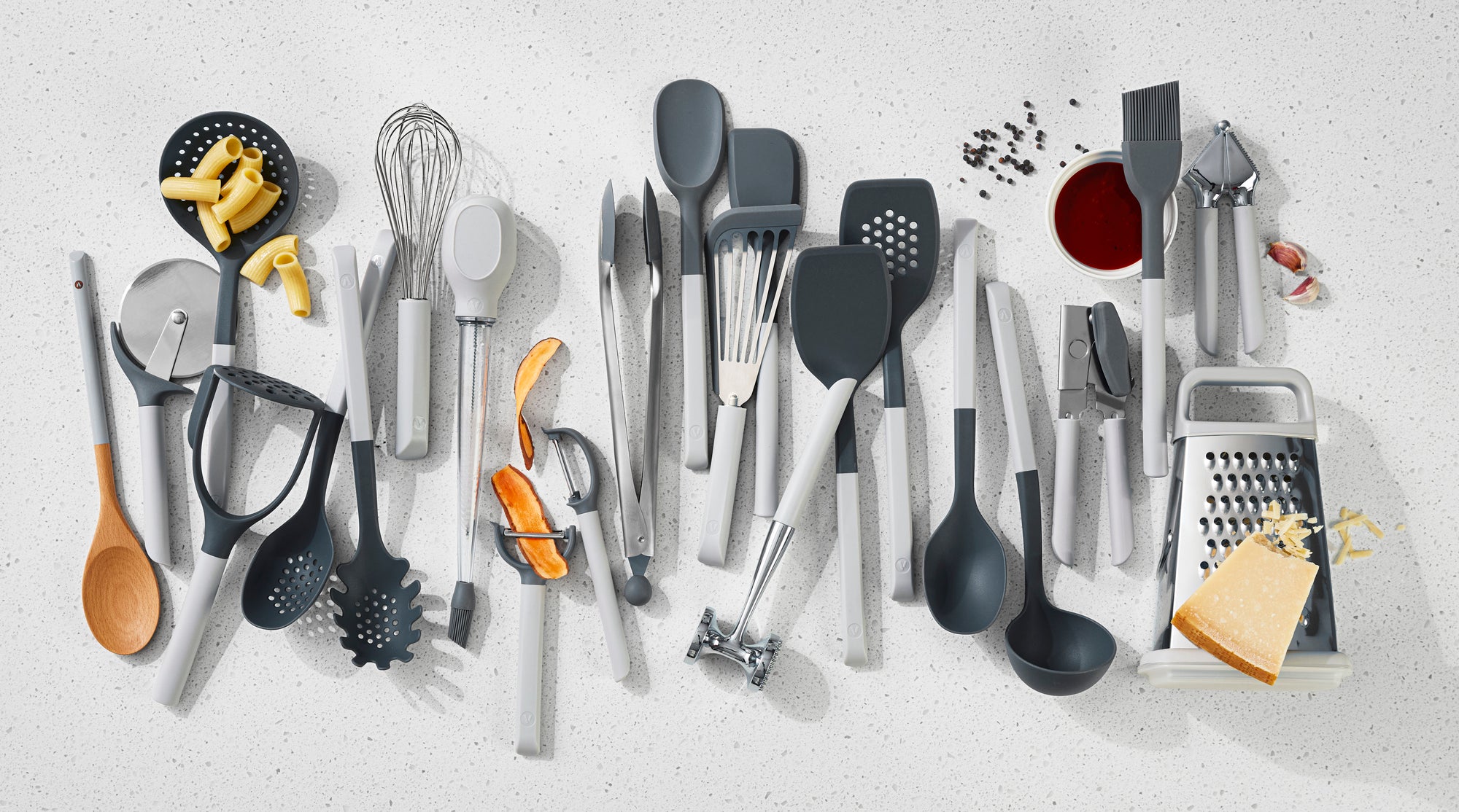 Pasta Server Collection English Down